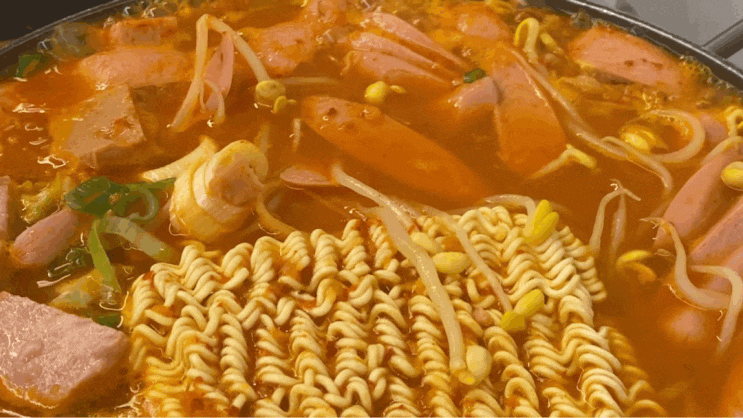  신촌 김삼보 김치찌개, 부대찌개 먹었어요