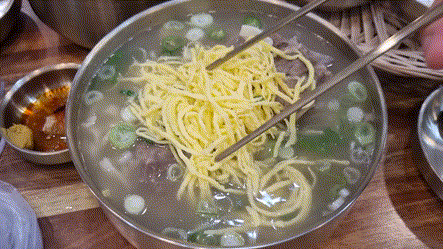  대구 본리동 맛집 맛있게 먹은 평이담백뼈칼국수