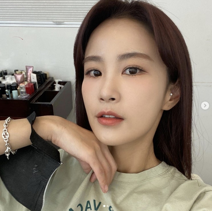 김지민김준호, 계속되는 연애 이슈에 고충 토로 "방송서 너무 활용해 눈총 받게 됐다" 김지민김준호, 계속되는 연애 이슈에 고충 토로 "방송서 너무 활용해 눈총 받게 됐다"
