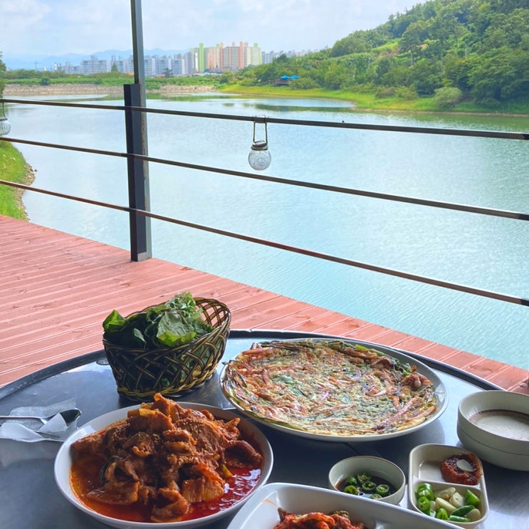 전남 나주 한수제 뷰맛집 야외식당 '금성산가든' 전남 나주 한수제 뷰맛집 야외식당 '금성산가든'