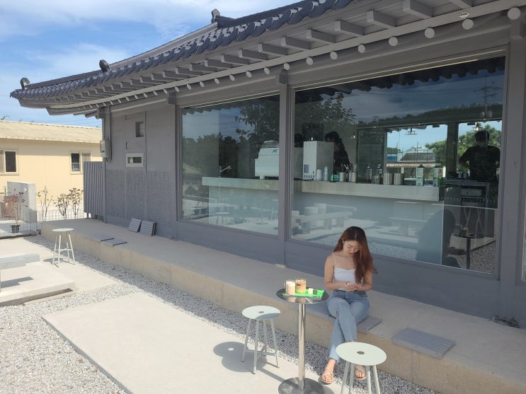  강릉 카페 오죽헌 근처 핫플 워프워프 양갱 짱맛이쟈나