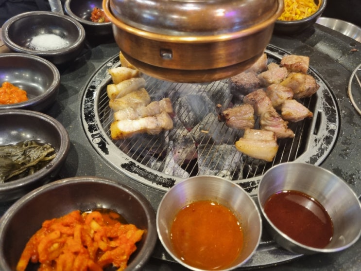  [건대] 건대입구 고깃집 육즙 넘치는 목살 삼겹살 원조 부안집