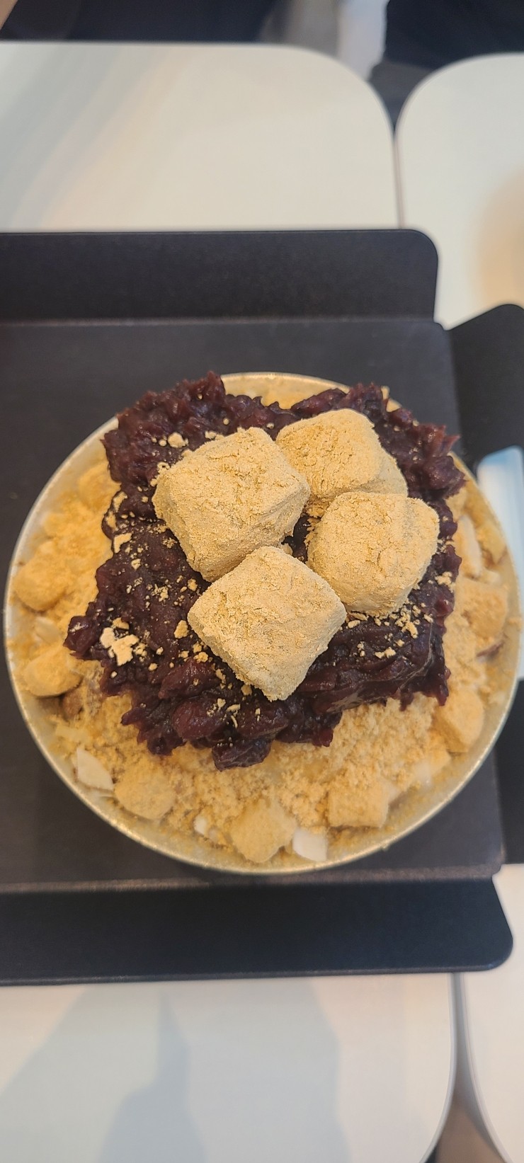  서울시 등촌동에서 수제 팥으로 만든 팥빙수 맛집 카페인 [카페 비토] 입니다.