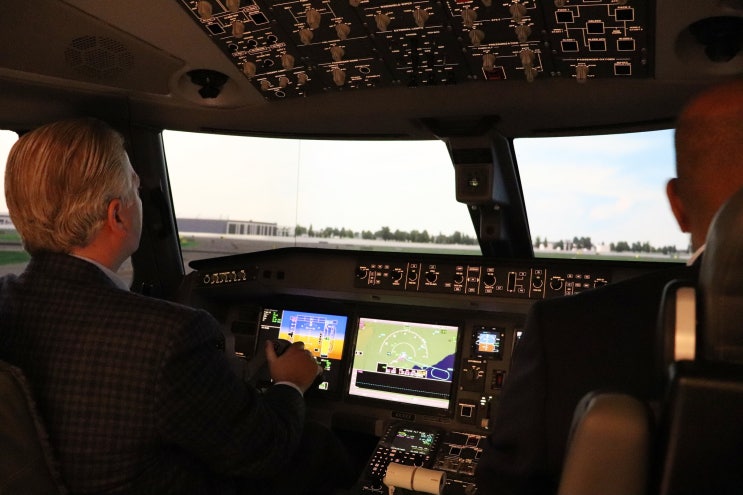 포터 항공, 북미 최초의 엠브라에르 E195-E2 시뮬레이터 공개