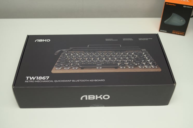  [사용기]기계식 블루투스 키보드 앱코 TW1867