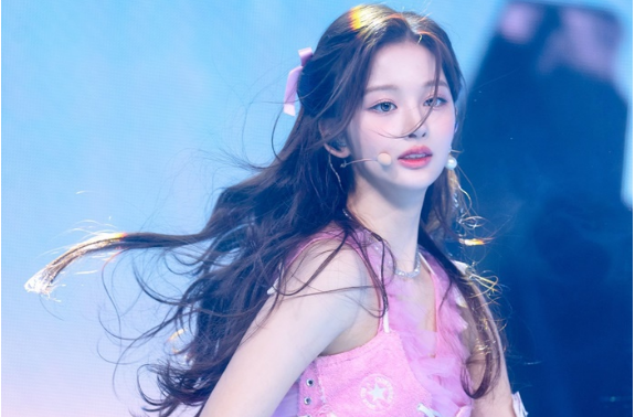  인기가요 여아이돌 레전드 짤 모음(설윤, 카리나, 민지, 해린, 장원영)