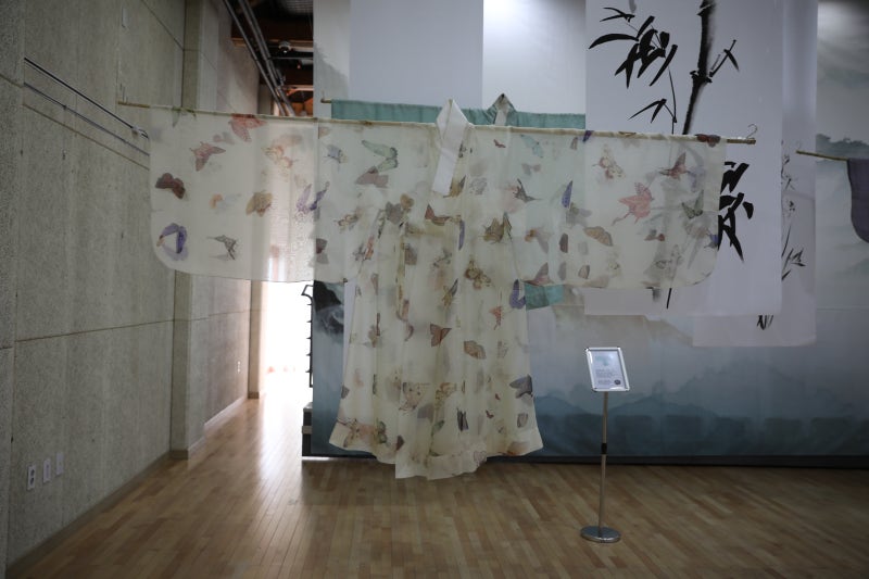 도포(道袍) - 조선선비들의 바람의 옷, 도포자락 휘날리며 (한복박물관) : 네이버 블로그