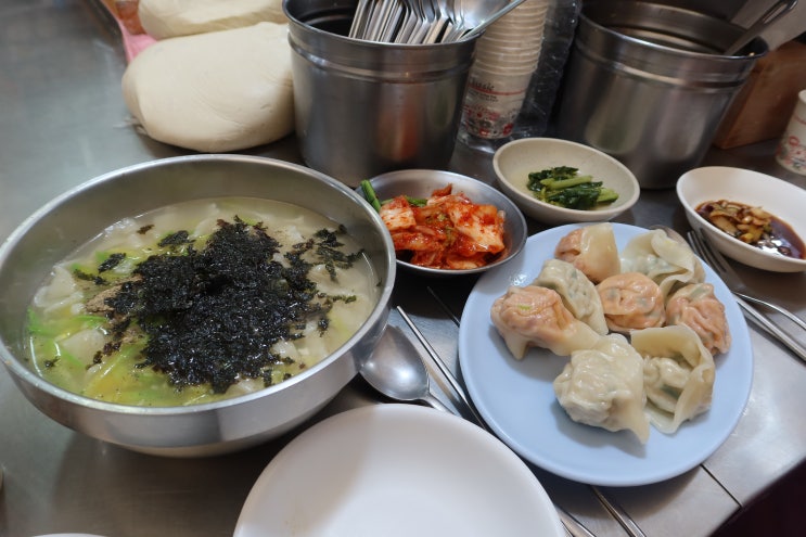  [광장시장 맛집] 넷플릭스 소개 맛집_"고향 칼국수" +"박가네 빈대떡" +주차 tip