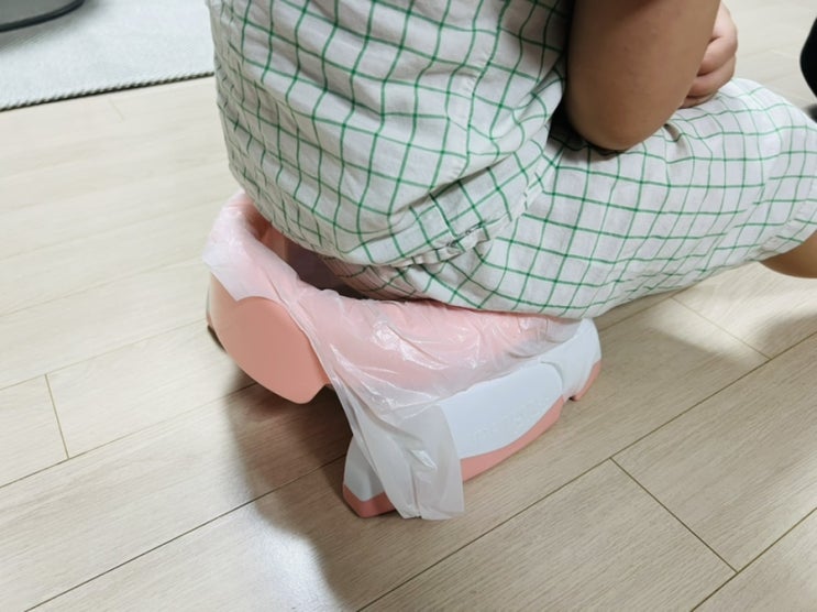  아기변기 포이테테 유아휴대용변기