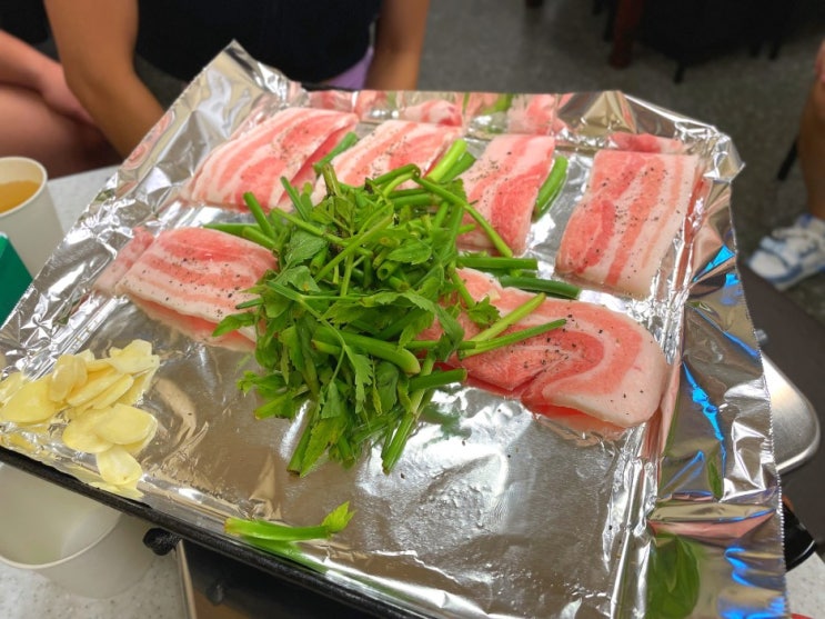  제주 성산 제주산 냉동 삼겹살을 맛볼 수 있는 괸당집