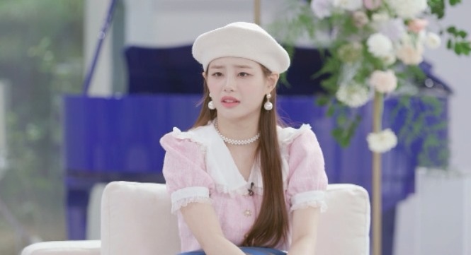 걸그룹 이달의 소녀 츄, 질투심이 많고 사랑 받는 것을 좋아 해...애인의 여사친은 이해 못 해 걸그룹 이달의 소녀 츄, 질투심이 많고 사랑 받는 것을 좋아 해...애인의 여사친은 이해 못 해