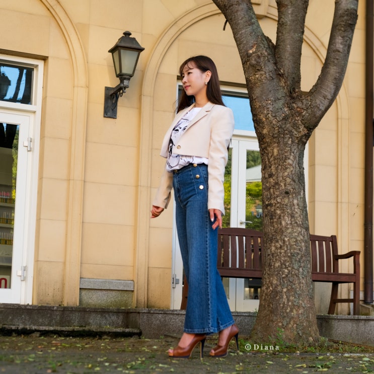 ZARA 자라 가을 신상 하이웨스트 청바지 여자 자켓 코디 ZARA 자라 가을 신상 하이웨스트 청바지 여자 자켓 코디