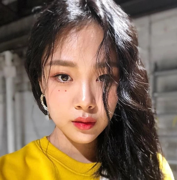 '스위트 홈 2' 출연 예고한 가수 비비, 마녀사냥으로 잘 나가더니 본격 배우 활동 시작 알리자 반응 쏟아져 '스위트 홈 2' 출연 예고한 가수 비비, 마녀사냥으로 잘 나가더니 본격 배우 활동 시작 알리자 반응 쏟아져