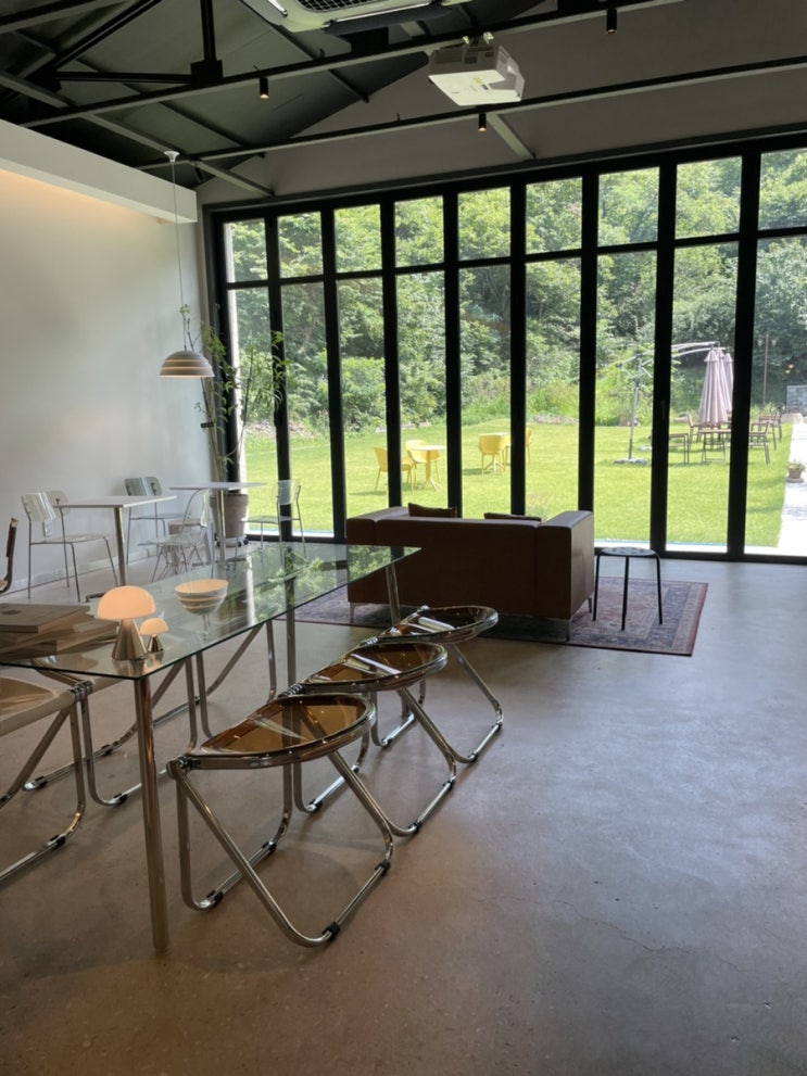  [공주] 카페폰드 ) cafe pond 정원 카페 / 대전 근교 신상 카페 추천