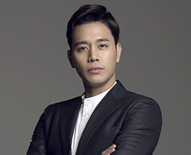 손준호 프로필 나이 배우 데뷔 뮤지컬 작품 활동 학력 인스타그램
