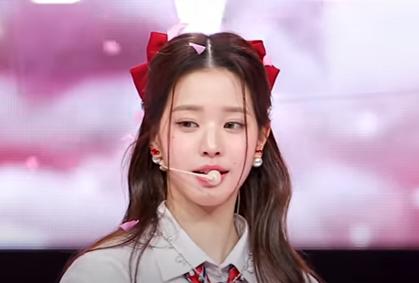 최근 아이브 장원영이 뉴진스 하니에게 향수선물했다... 뮤직뱅크 대기실 비하인드... 빵사즈 동갑내기 연예계 고충 공감 최근 아이브 장원영이 뉴진스 하니에게 향수선물했다... 뮤직뱅크 대기실 비하인드... 빵사즈 동갑내기 연예계 고충 공감