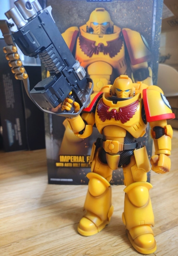  Warhammer 40,000(워해머 40K) - 반다이 임페리얼 피스트 인터세서 & 오토 볼터 라이플 한정 액션피규어