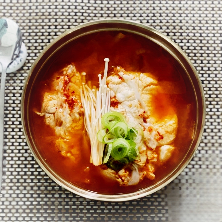  백운동횟집 맛집? 곰치 해장국 좋아하시는 분만 보세요