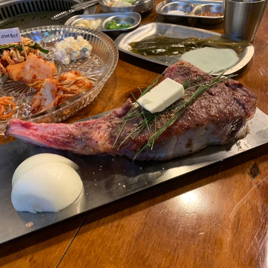  명동고기집 광화문특고기 콜키지 프리 한우 토마호크!