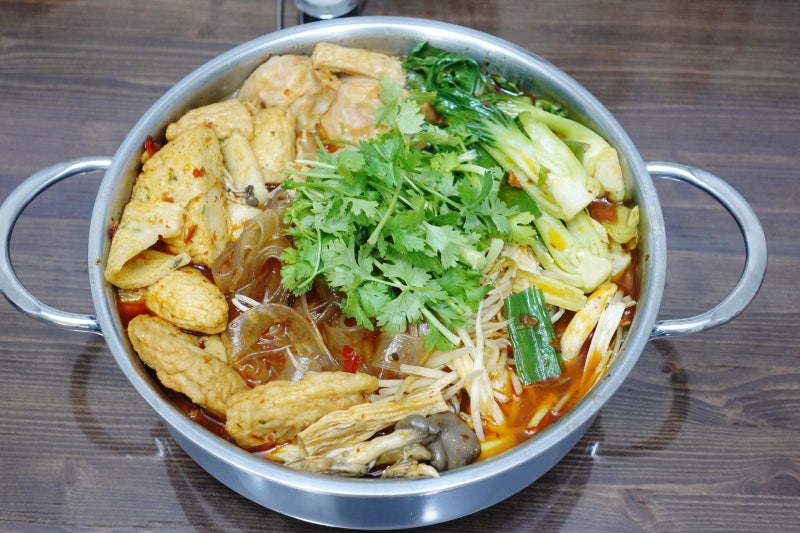 고수 듬뿍 내 맘대로! 시판 하이디라오 소스로 사골 마라탕 재료 추천 및 황금비율