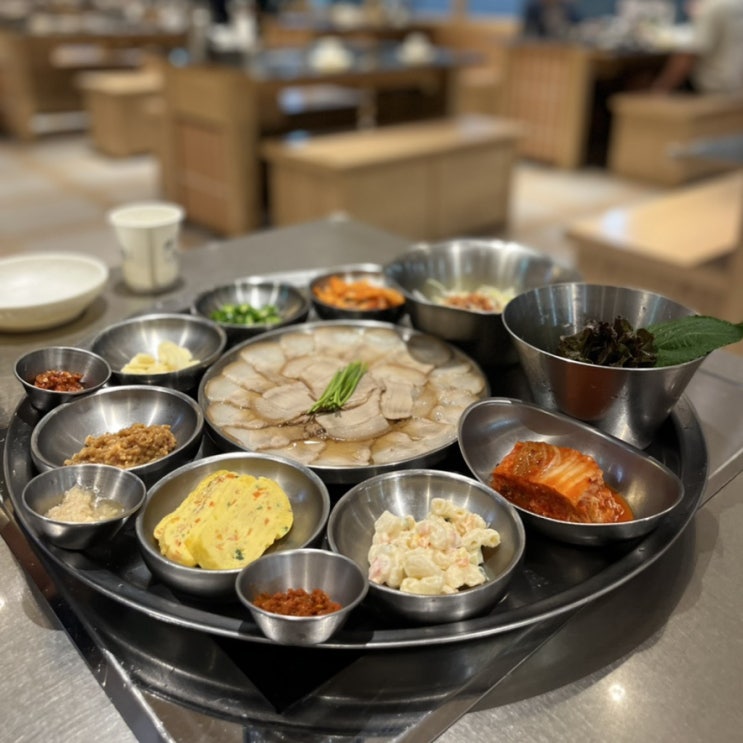 여의도 점심 | 서울 냉삼 맛집 여의도 셋째집에서 수육에 국밥