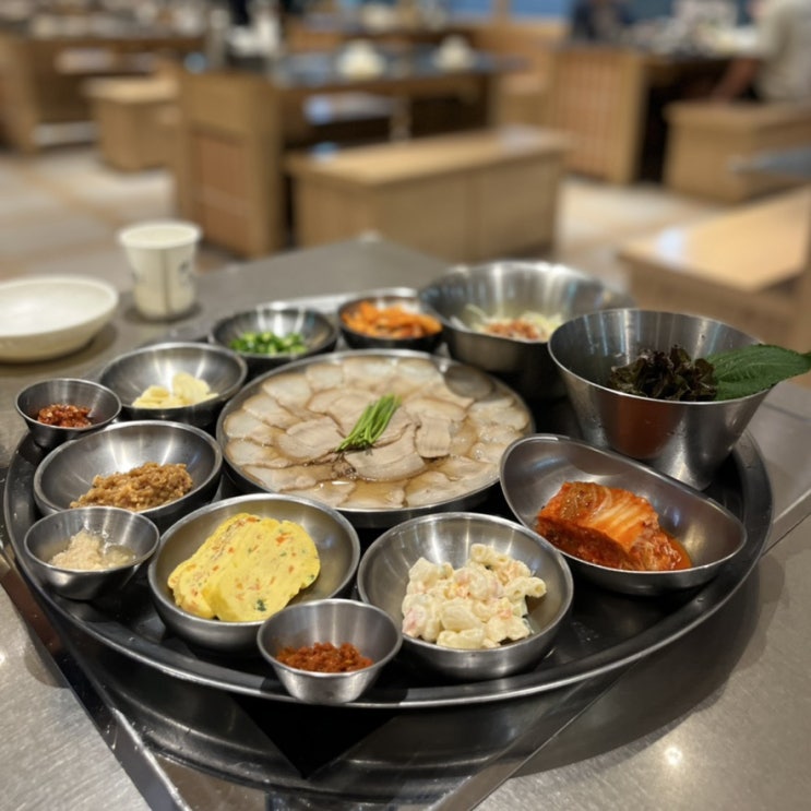  여의도 점심 | 서울 냉삼 맛집 여의도 셋째집에서 수육에 국밥