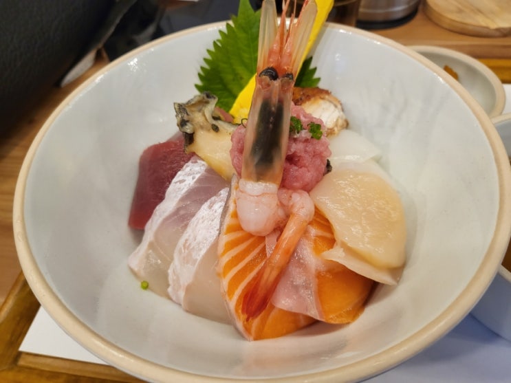  (한남동 맛집)싱싱한 해산물이 가득한 카이센동 맛집 오복수산