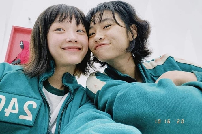 '오징어 게임' 지영 역을 맡았던 이유미, 한국 배우 최초로 미국 에미상 여우게스트상 수상 '오징어 게임' 지영 역을 맡았던 이유미, 한국 배우 최초로 미국 에미상 여우게스트상 수상