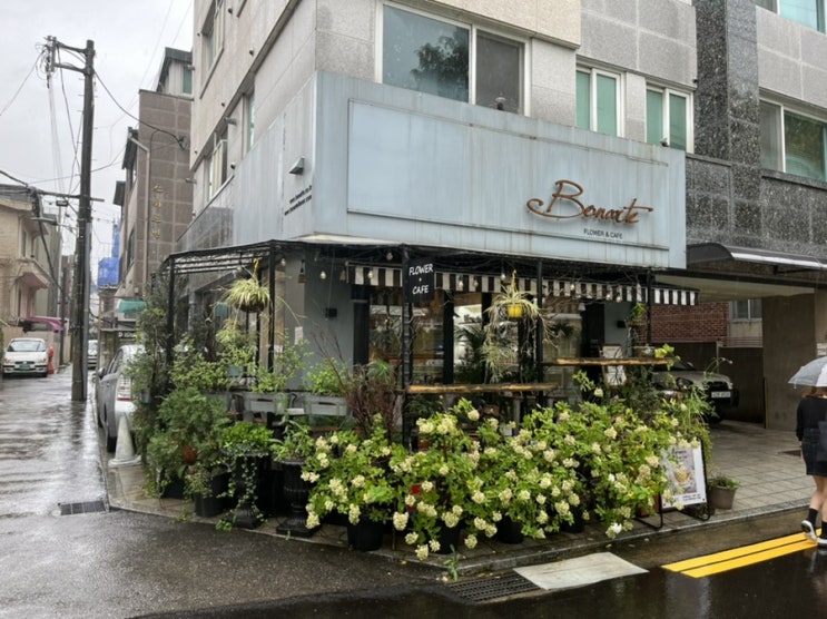 압구정역 꽃집 보나르떼 마치 생화같은 생일 꽃다발 실크플라워꽃다발 압구정역 꽃집 보나르떼 마치 생화같은 생일 꽃다발 실크플라워꽃다발