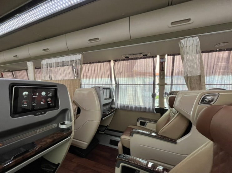  프리미엄 고속버스 탑승 후기 / 장거리 우등버스 추천 좌석