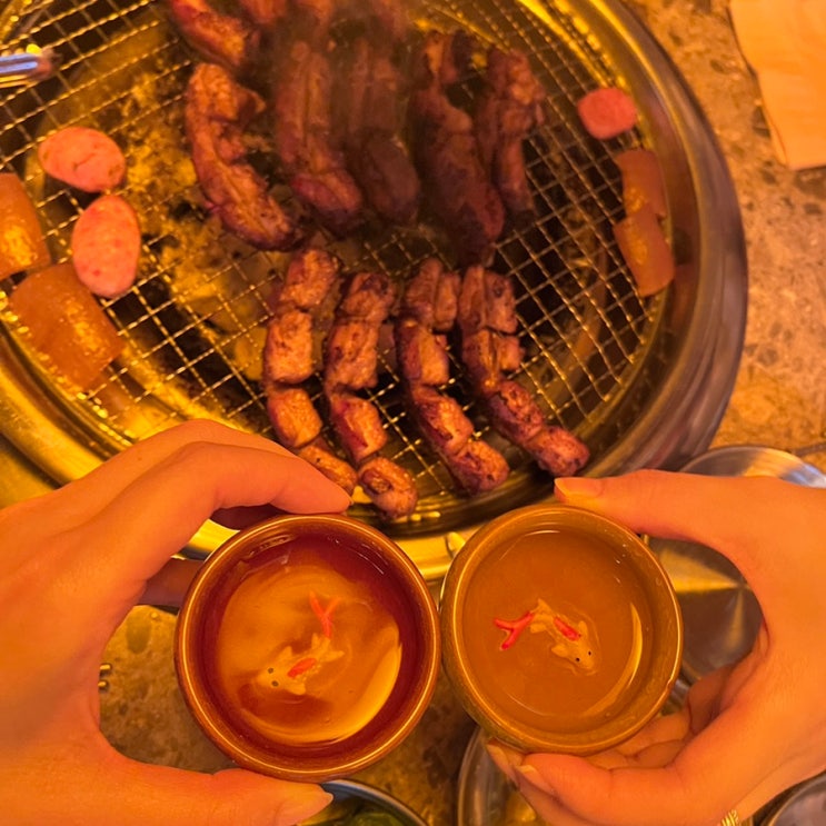  이수역 고기집 인생극장쪽갈비 이수점 : 매화수와 즐기는 쪽갈비