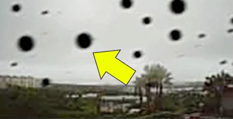 태풍 힌남노 제주도 실시간 CCTV 상황 심각하다... 하늘에 검은 물체... 음식점 앞 덤프트럭 태풍 힌남노 제주도 실시간 CCTV 상황 심각하다... 하늘에 검은 물체... 음식점 앞 덤프트럭