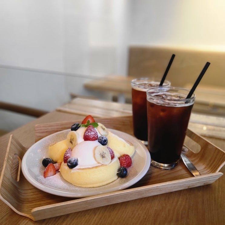  [익선동 맛집] 퐁신퐁신 수플레 팬케이크 전문 《플리퍼스 익선점》 디저트 카페