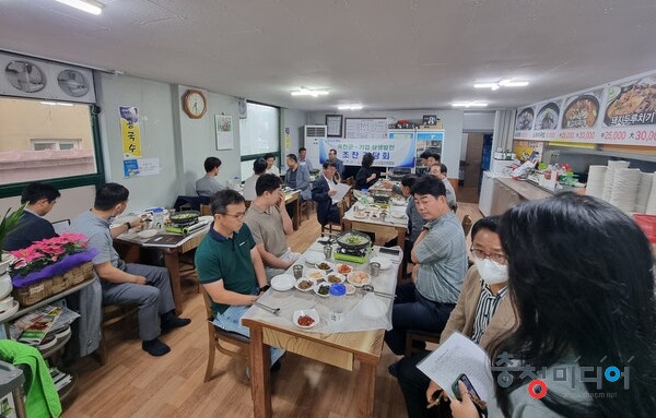  황규철 옥천군수-기업인, 6일 상생발전 조찬간담회