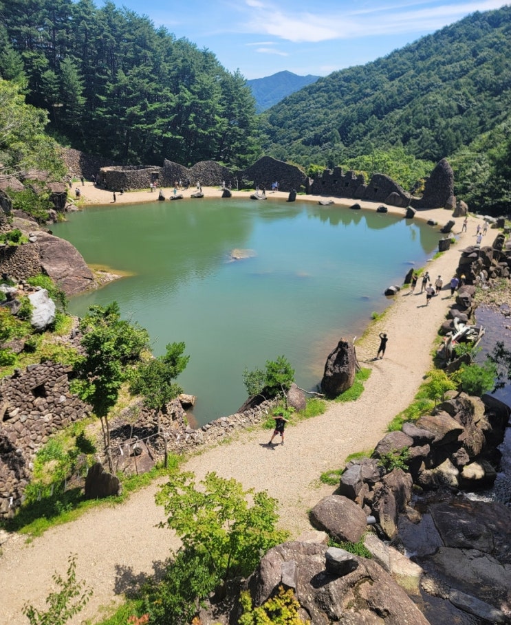  경남 하동 삼성궁 에메랄드빛 이국적인 호수