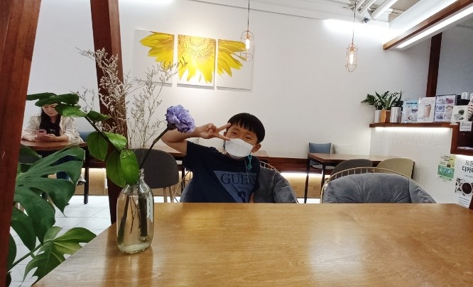  [일상] 아들과  눈꽃빙수 데이트카페153