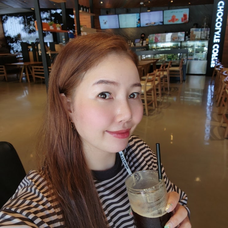  안산 초콜릿커피 카페에서