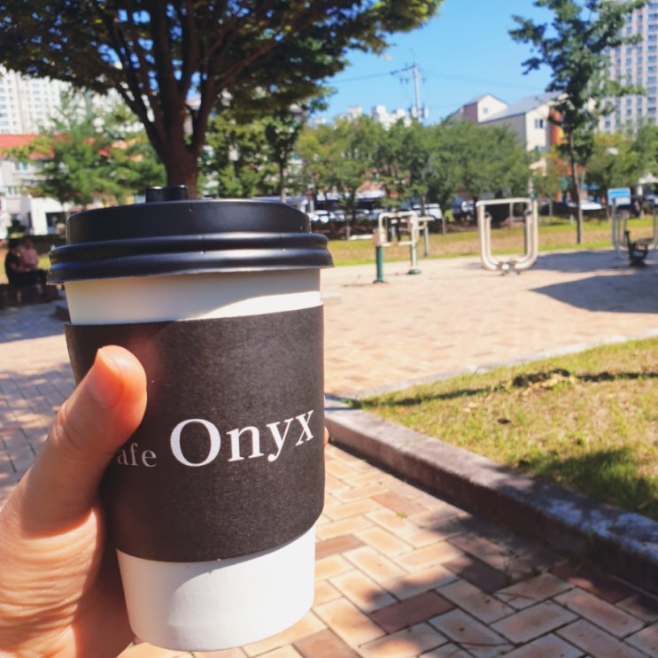  장유카페..오닉스