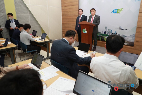  김영환·정우택 "충청북도 지원에 관한 특별법 제정 추진"