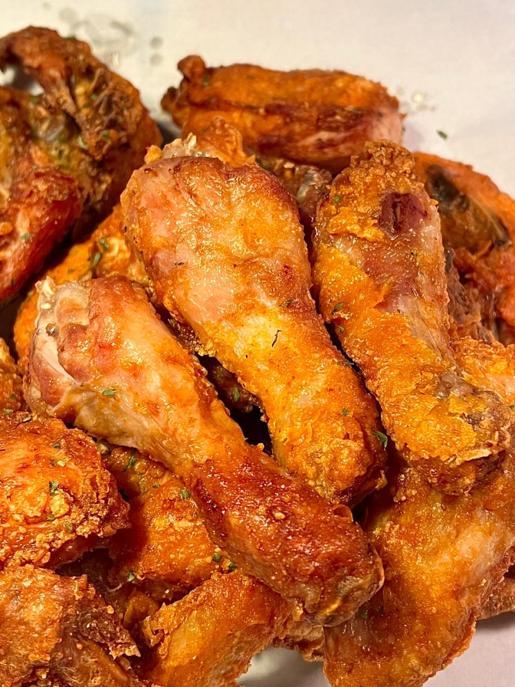  철인7호 치킨 경성대점 닭다리 세개 맛도리 브랜드