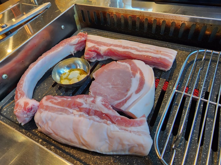  시흥능곡역 삼겹살식당 숙달돼지