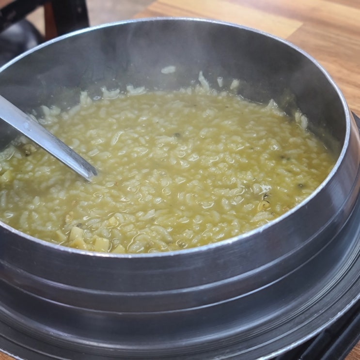  부산 아난티코브 식당 _ 든든하고 고소한 전복죽 맛집 시랑리 해녀할매집