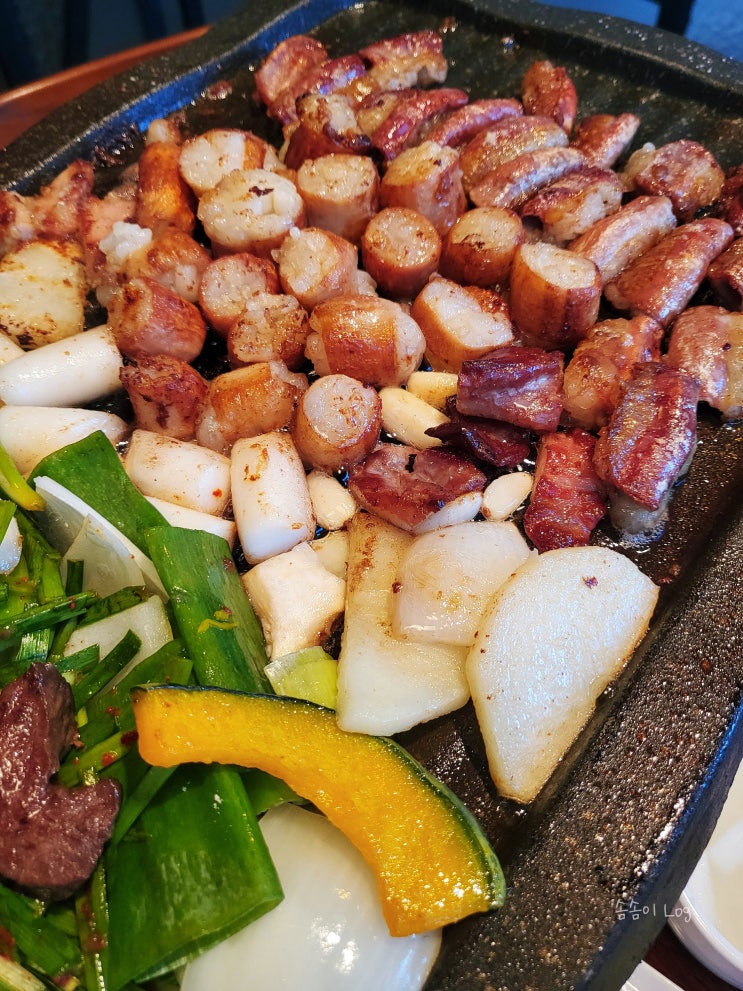  소곱창 맛집 압구정곱창 2호점 모듬 대창 특양 치즈볶음밥