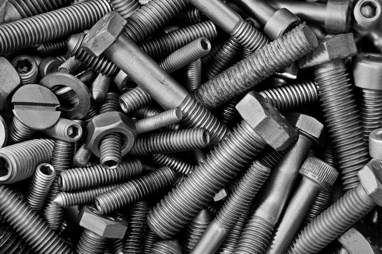  나사(screw) (1) 나사의 정의와 분류 ; 운동용/체결용 나사, 삼각나사, 미터나사, 유니파이나사, 관용나사, 사각나사, 사다리꼴나사, 톱니나사, 둥근나사, 볼나사