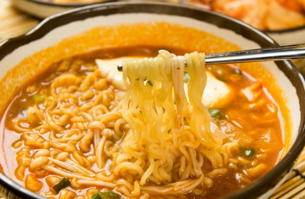  신라면 ,  팔도비빔면, 틈새라면 등 라면 값 인상 !!!15일부터 농심, 팔도 라면 1년 만에 재 인상이라니..