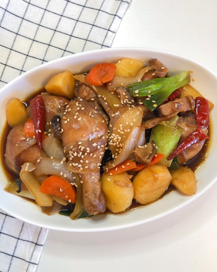  찜닭밀키트 강수산 닭다리 조림 밥도둑반찬 추천
