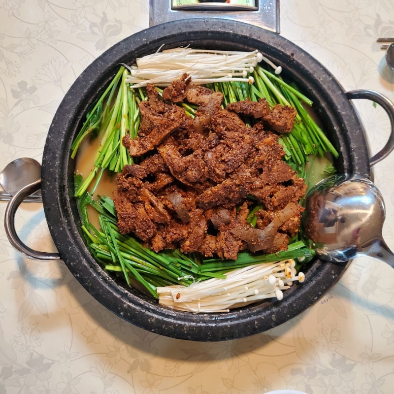 비래동 맛집 _ 산삼과 흑염소에서 전골먹고왔어요