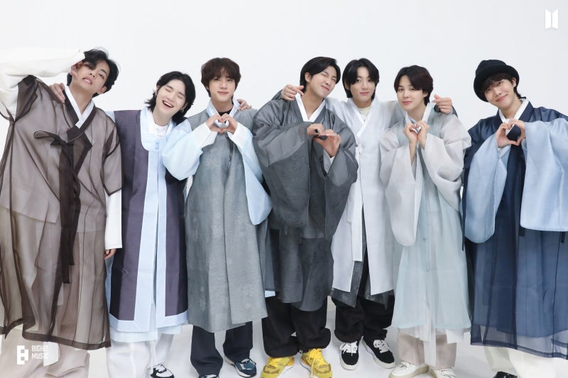 [BTS 방탄소년단] HAPPY CHUSEOK ARMY! (ft.한복소년단 단체컷 & 개인컷)