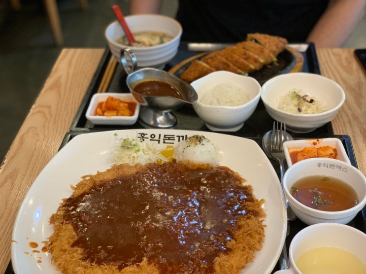  [천안/신방동 식당] 돈가스먹으러 천안사람 다 모인 것같은 곳, 홍익돈까스