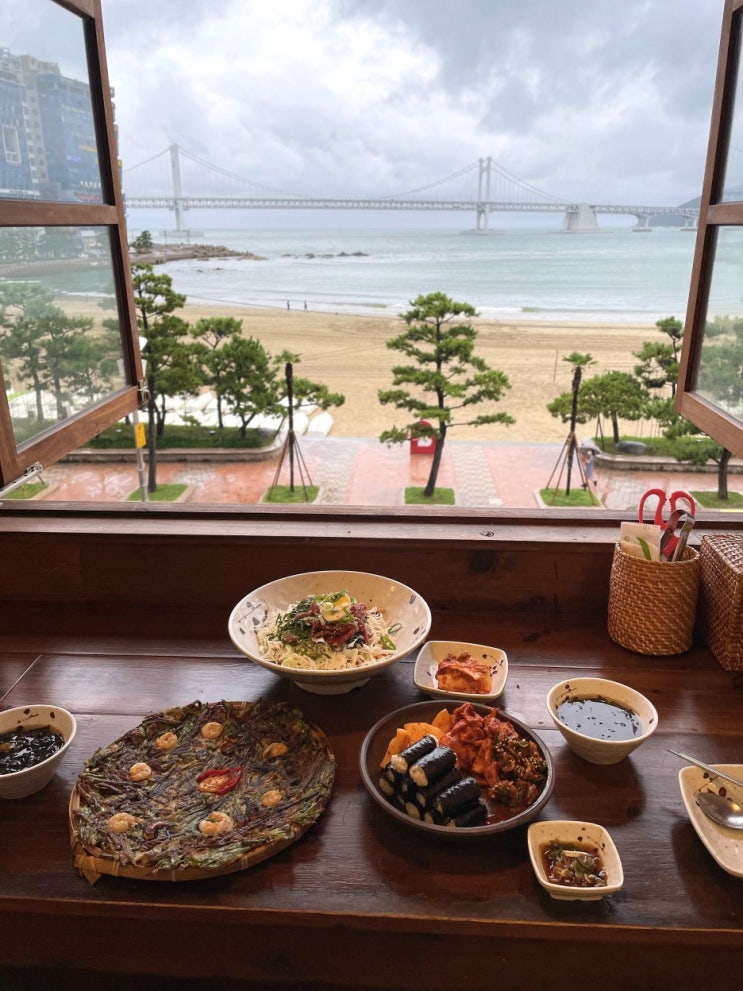 부산 광안리 새로 오픈한 칼국수 파전 맛집 나사리 식당